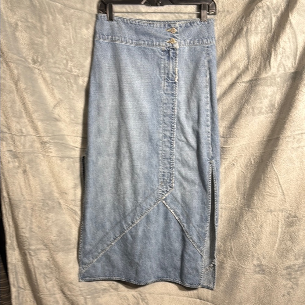 BKE Denim maxi skirt Essex women’s size 26 offset zipper and button light‎ wash